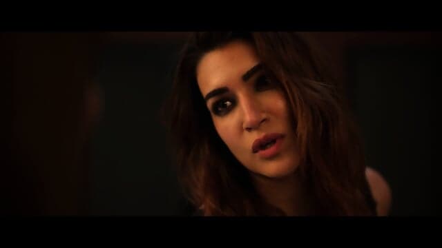 KRITI SANON HOTTEST MOVIE