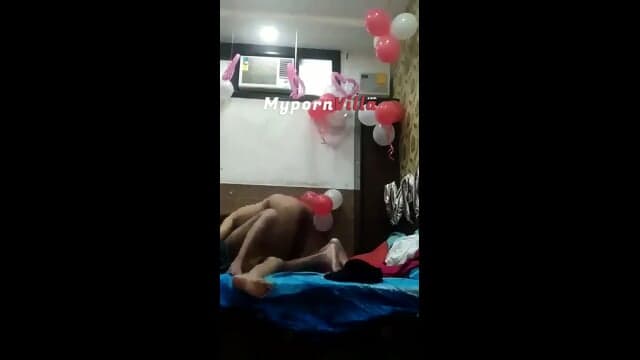 à¤¦à¥à¤¸à¥à¤¤ à¤¨à¥ à¤à¤ªà¤¨à¥ à¤à¤°à¥à¤²à¤«à¥à¤°à¥à¤à¤¡ à¤à¥ à¤à¤¨à¥à¤®à¤¦à¤¿à¤¨ à¤ªà¤° à¤à¤¸à¤à¥ à¤à¥à¤¦à¤¾à¤ à¤à¥
