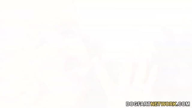 Busty Scarlett Monroe Sucks Gloryhole BBCs