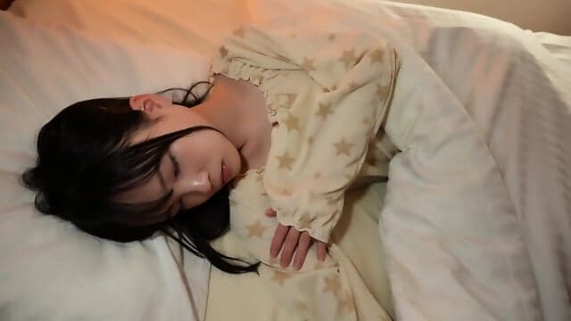 Rara Kudou wakes up to her pussy getting licked