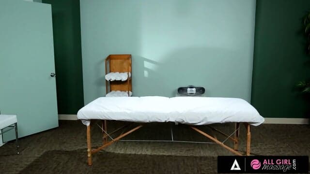 ALL GIRL MASSAGE - Hot Lesbian Threesom During Massage With MILF Aaliyah Love, And Veronica Avluv