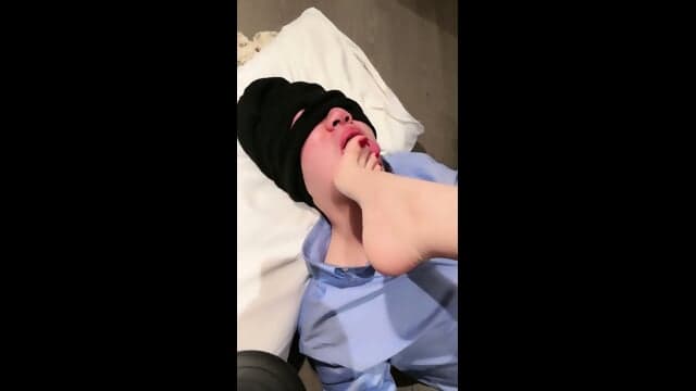 asian foot worship
