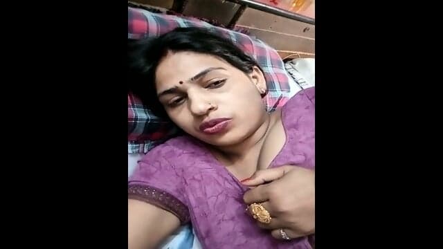 Hindi LIVEGIRLS Noughty_Bhabhi Stripchat Model Live
