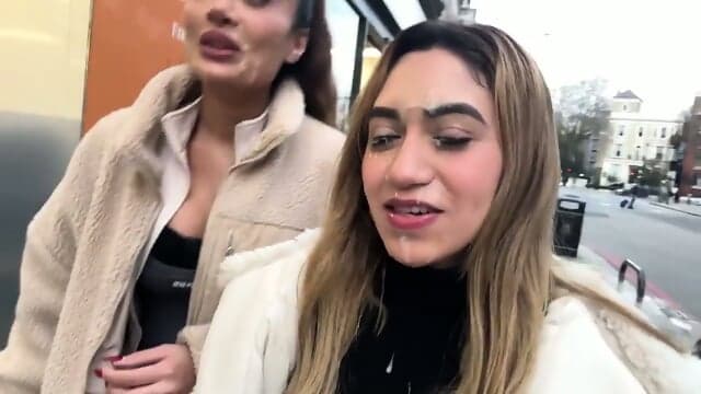 Marina Maya & Artemis Carmona - Cumwalk