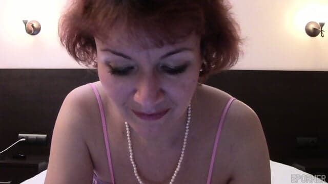 Redhead Housewife On Cam