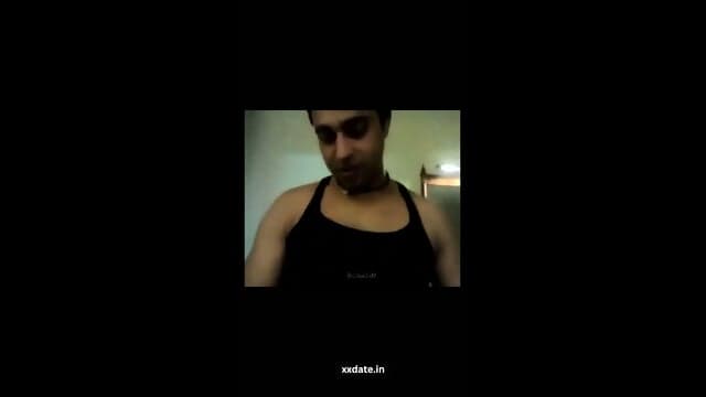 Desi lover fuck his punjabi gf in hotel room viral full xxx video hindi.