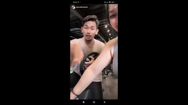 Bokong semok Tante GYM