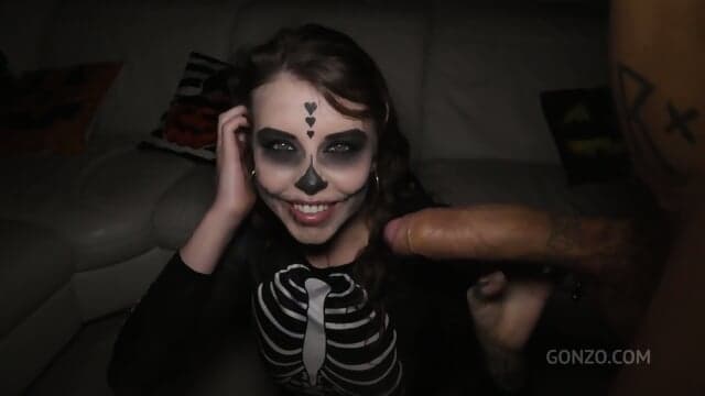 Eden Ivy: Dia De Los Muertos Gangbang