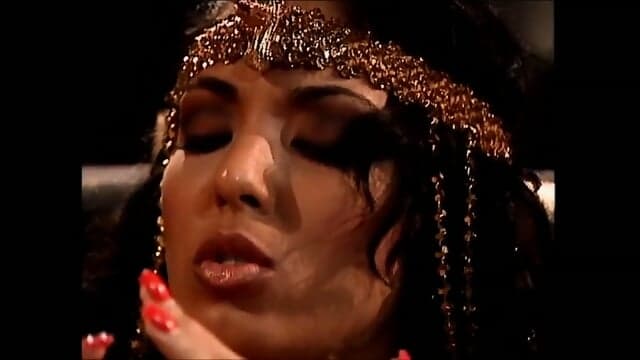Middle Eastern Goddess Isis Nile Is Cleopatra - 1994 Classic Scene