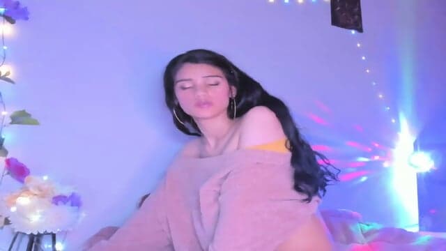 SKXO 2020 12 13 Camgirl