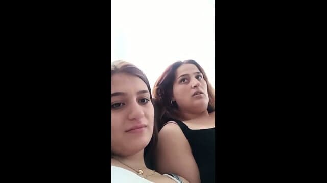 EFSANE!!!! TÃRK ANNE KIZ YAYINDA SHOW YAPIYOR
