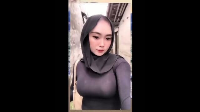 Bokep Indo Hijab Tobrut Cantik Prank Petani