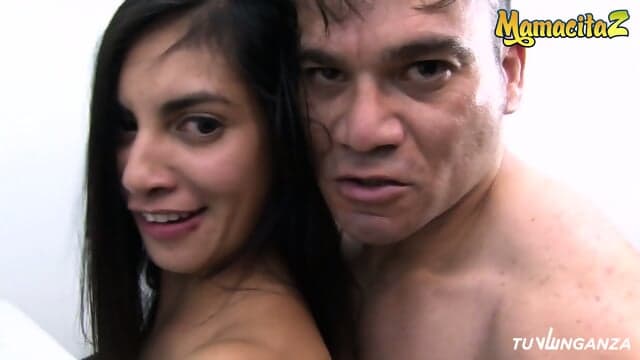 Brunette Latina Cheats On Her Boyfriend