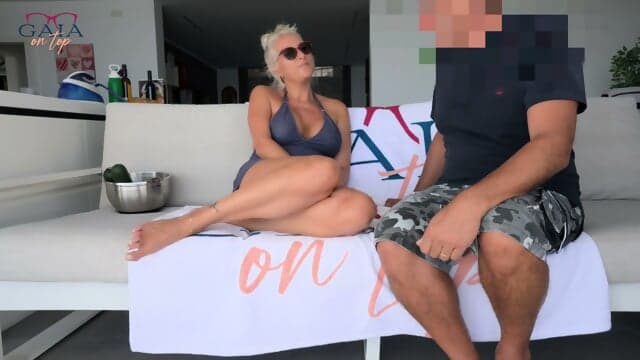 MILF Anal Creampie Veggie Fuck & Piss Play Fetish