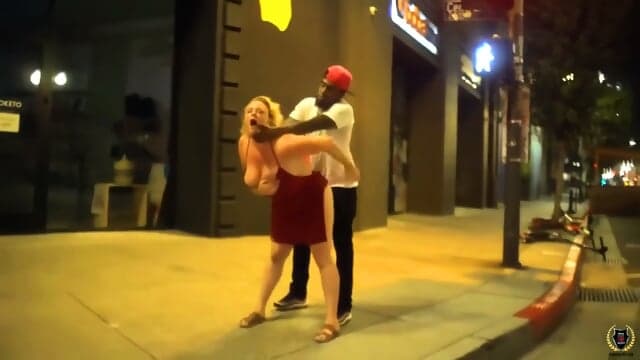 Interracial Crazy Sex In Public