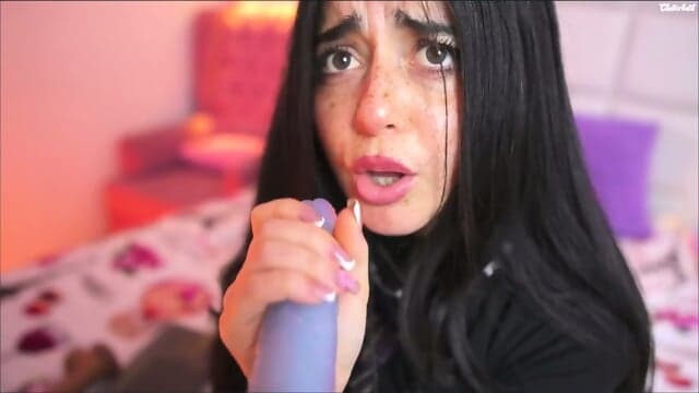 Preciosa Putita Haciendo Mamaditas Al Dildo