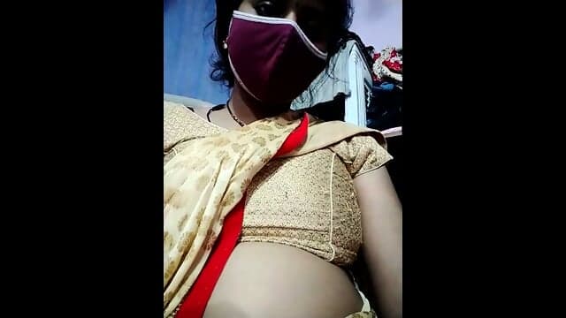 Hubby_Wifey11744552