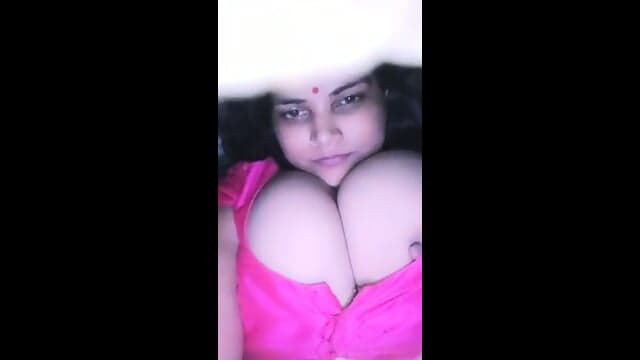 Hoty Bengali Chubby Aunty Tango Cam Show Big Boobs