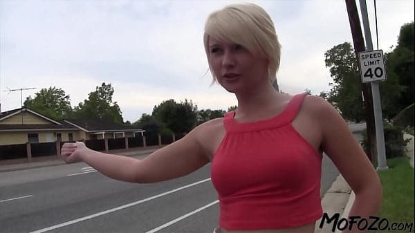 MOFOZO.com - This Is How To Pick Up A Blonde Hi...