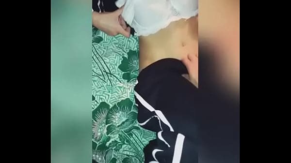 Hijastra Colegiala LATINA Recibe VERGA de su Pa...