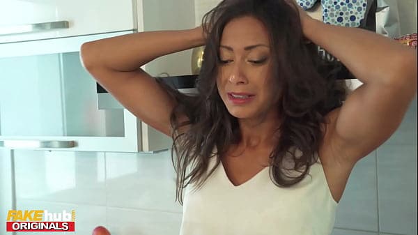 Fakehub - Step Mom with fit tight body has anal...
