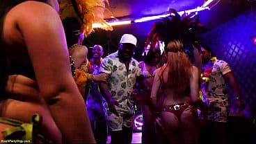 nymphomaniac bubble butt brazilian samba dancer...