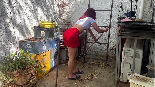 I Came Home and Saw My Stepdaughter Washing Clo...