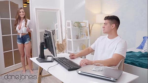 Dane Jones Big boobs big booty babe cheats on h...