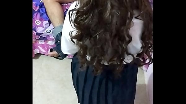 se APROVECHA de mi INOCENCIA.. me hace VENIR y ...