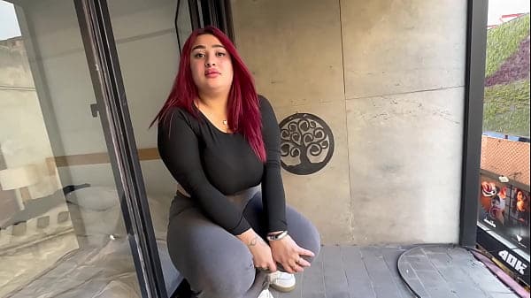 MI Amiga Bien Puta Me propone Follar Delante de...