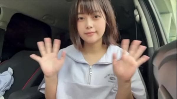 ト◯レで男性におちんちんで突かれてる想像しながら...