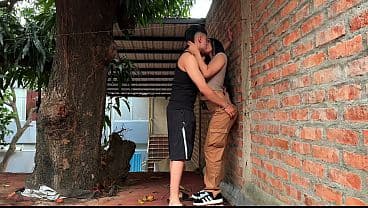 &iexcl;PILL&Eacute; A MI VECINA COLOMBIANA SUBIDA ROBANDO LO...