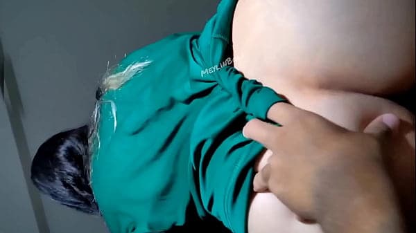 PORNO CASERO CHOLITA GRITANDO DE PLACER ENGAÑA A SU MARIDO PARA PAGAR UN PRÉSTAMO LO DISFRUTA GRITANDO