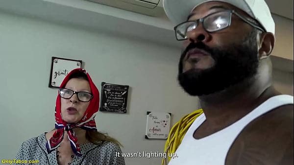 sexy headscarf granny gets extreme deep and rou...