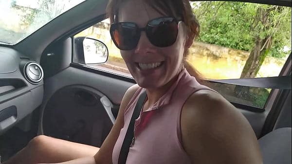 Estou fazendo UBER e a mulher do meu vizinho pa...